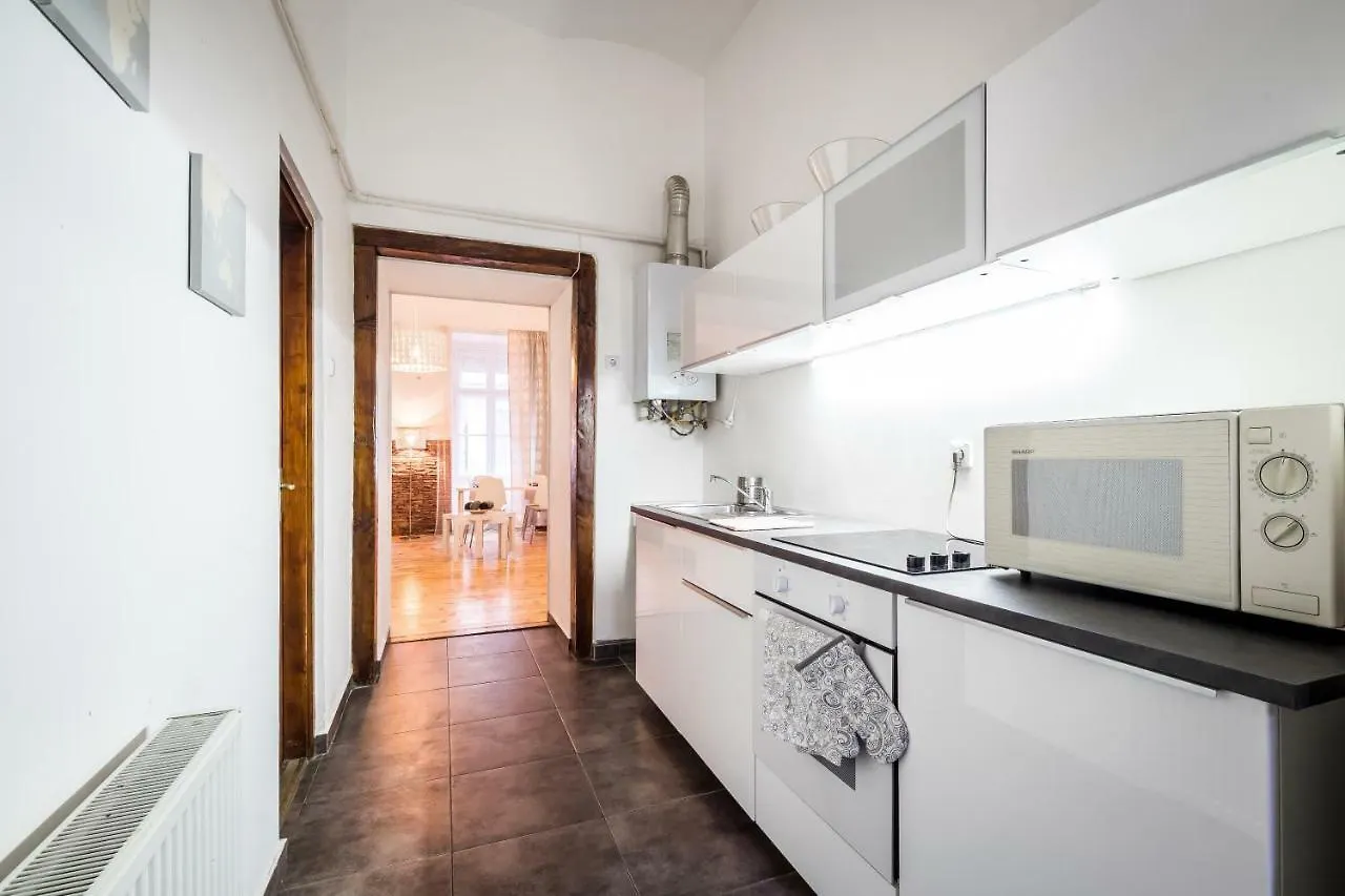 Bpr Bright Sapphire Apartment Budapest 0*,  Ungern